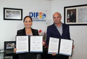 Dinorah López de Gali refuerza servicio de terapias en el CMERI
