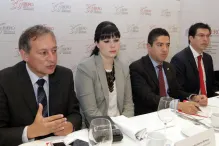 Presenta UIA Programa Ibero Consultores