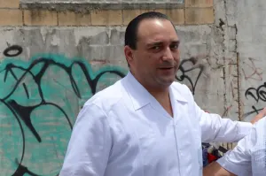 Aseguran 25 inmuebles vinculados a Roberto Borge en QR