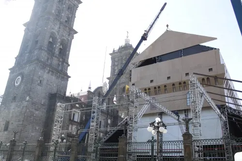 Construcción de la réplica de la Capilla Sixtina sigue en curso