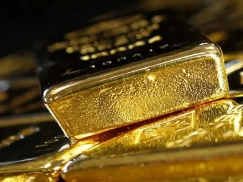 Maduro vendería toneladas de oro venezolano para tener dinero