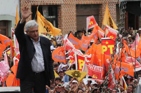AMLO  aventaja  a Peña Nieto en Puebla