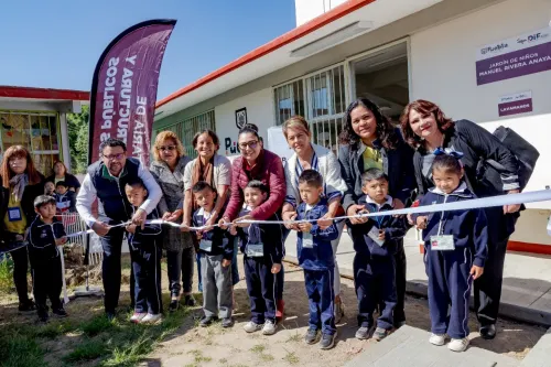 Inauguran comedores escolares