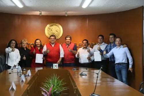 Al registrar a sus 5 candidatos a ediles, PRI Puebla pide seguridad en comicios