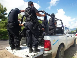 Policía de Guerrero dispara contra estudiantes del Tec