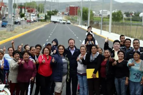 Cada vez más familias de la ciudad se benefician con vialidades pavimentadas