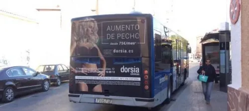 Aprueban en comisiones prohibición de publicidad sexista en el transporte público