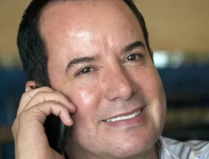 El primer alcalde gay de México promete resultados