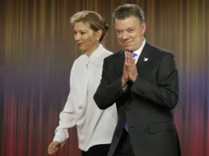 Peña felicita a Santos por Premio Nobel de la Paz
