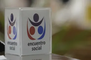 PES se pronuncia en contra del aborto y matrimonios gay