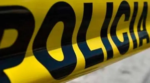 Muere hombre frente a agentes viales