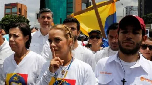 Silencio lidera las marchas en Venezuela