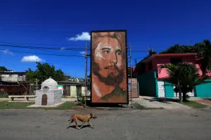 Presidentes ‘rebeldes’ agasajan a Fidel con regalos y felicitaciones
