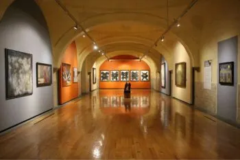 Exhibe gobierno estatal obras pictóricas del vanguardismo mexicano