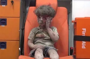 Niño de Alepo que habla del horror de la guerra en Siria