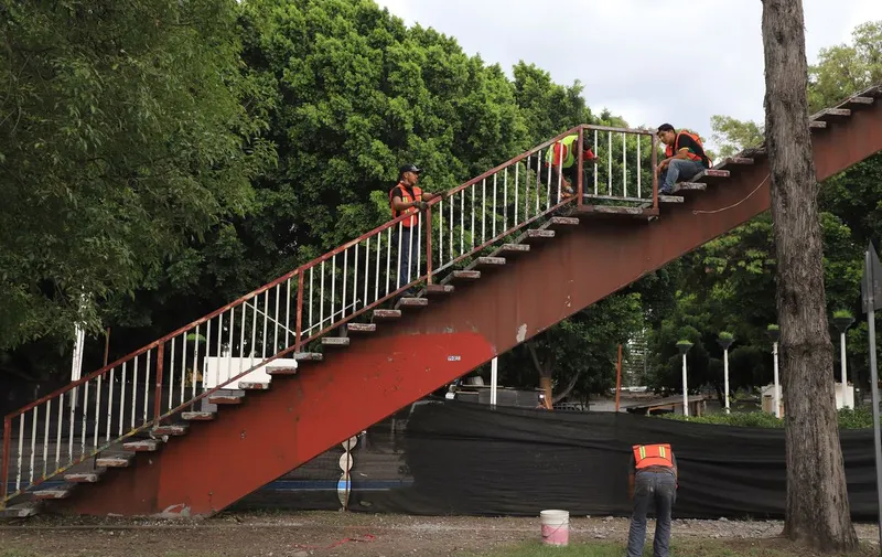 puente-peatonal-parque-cenhch