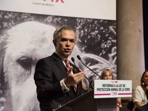 Impulsan a Mancera como candidato de frente opositor para 2018