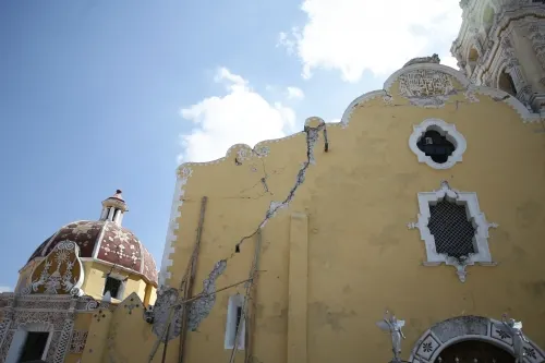 INAH retrasa reconstrucción de templos afectados por sismo del 19-S: SGG