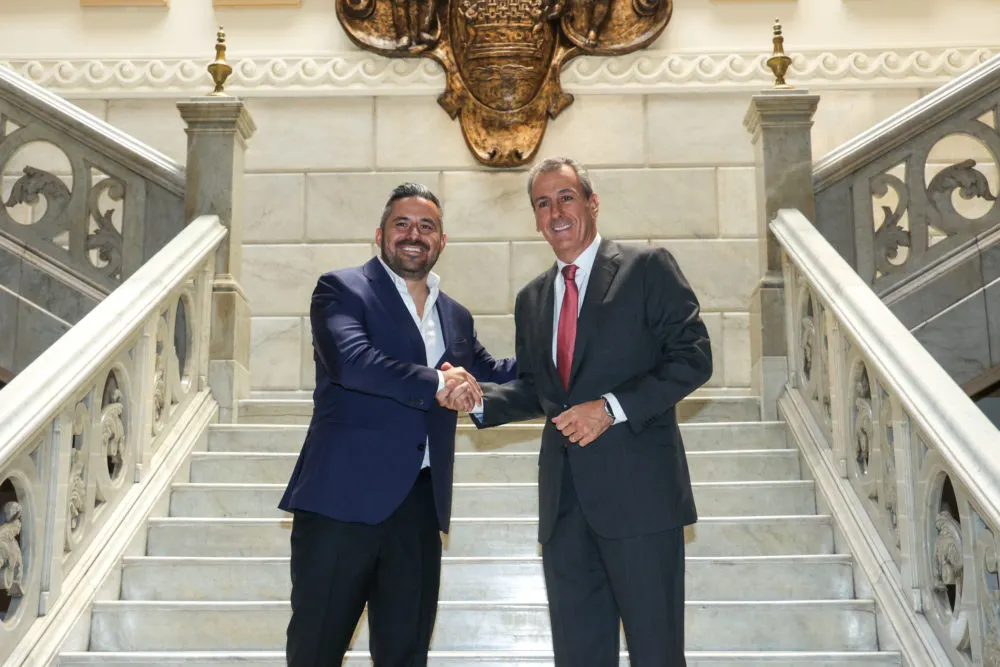 Inicia proceso de transición del Ayuntamiento de Puebla entre Adán Domínguez y José Chedraui