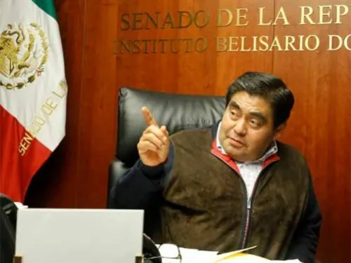 Yo no me voy del PRD: Barbosa