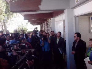 Exigen justicia para alumno muerto y destitución de director