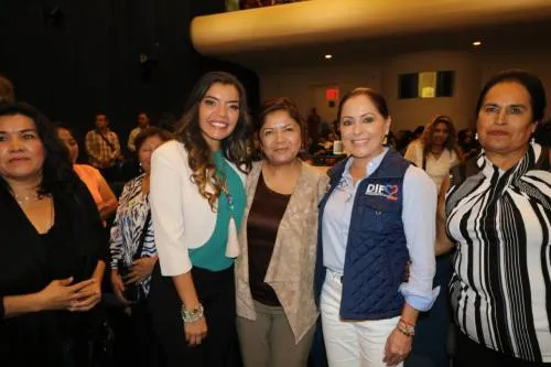 Dinorah López sigue sumando esfuerzos para fomentar los valores