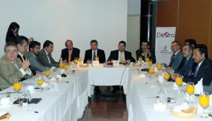 Refrenda Tony Gali compromisos con el sector empresarial