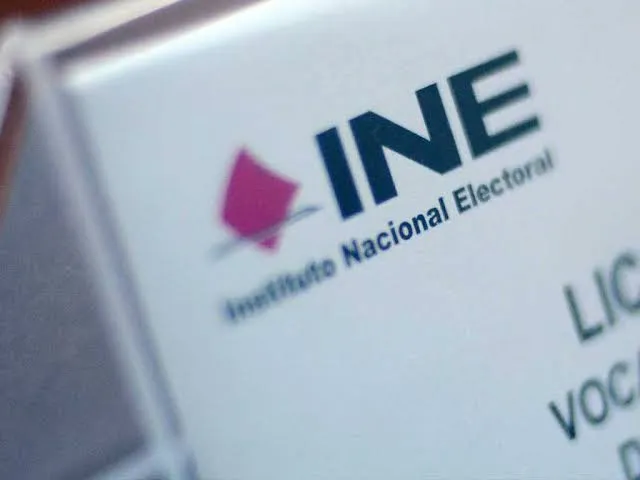 Destaca INE organización de la consulta de revocación en Puebla