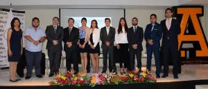 Gerente de VW México imparte conferencia en la Anáhuac