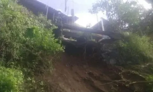 Suman 6 muertos y 11 heridos tras colapsar vivienda en Santo Tomás Chautla