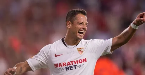 Galaxy hace oficial el fichaje de Chicharito