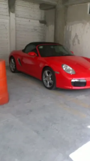 El Extraño Dueño del Extraño Porsche Rojo del PRI