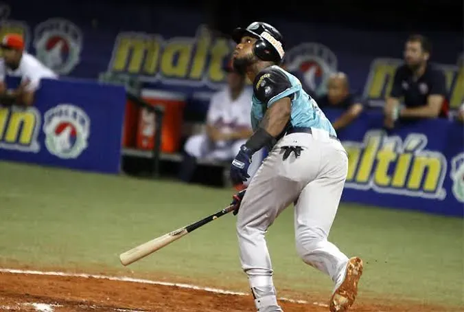 Luis Castro A Pericos De Puebla