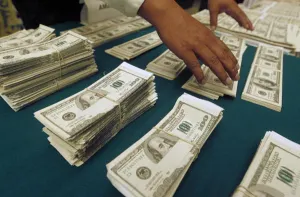 EU congela y decomisa 20 millones de dólares de Los Zetas