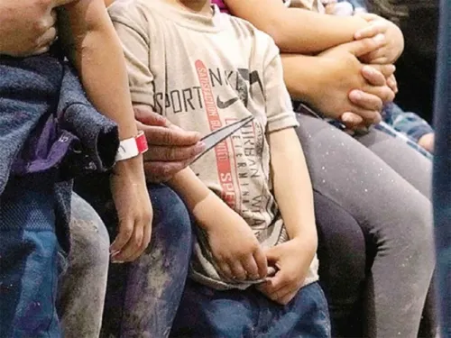 Revelan que 18 bebés fueron separados de sus padres