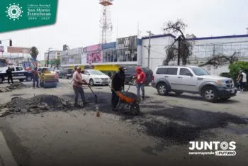 Gobierno municipal realiza bacheo en diferentes vialidades de San Martín Texmelucan