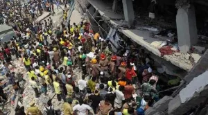 Fallecen 40 en Nigeria tras derrumbe de edificio