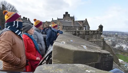 Alumnos y académicos participan en actividades formativas en Escocia
