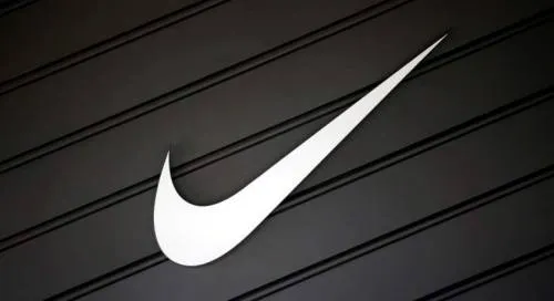 Nike respalda derecho de jugadores de la NFL a protestar