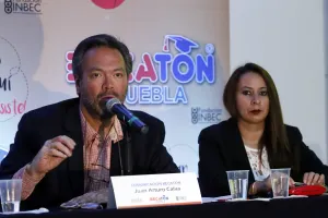 Ofrecerá Becatón 2016, 10 mil becas
