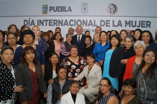 Las mujeres son pieza clave en los logros de la administración pública