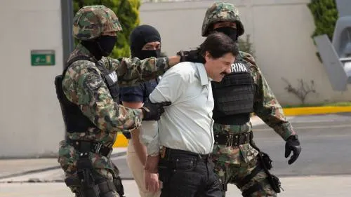 ‘El Chapo’ pide que lo dejen abrazar a su esposa