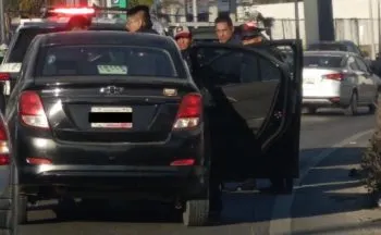 Policía Estatal asegura unidad con reporte de robo tras operativo en el bulevar Carmelitas