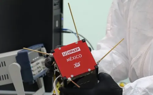 Alista Upaep lanzamiento de nanosatélite AzTechSat-1