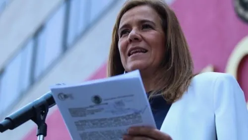 Cuestiona Margarita Zavala a AMLO por no hacerse prueba de Covid-19