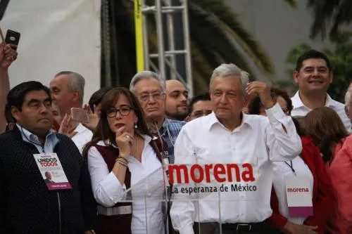 Igual que los ex perredistas, Armenta Mier apoya en mitin a AMLO