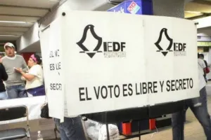 Demoran en abrir casillas en el Distrito Federal