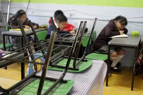 Estudiantes del “Triángulo Rojo” son atendidos por la SEP para que no abandonen sus estudios