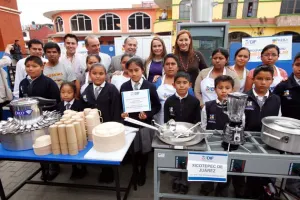 Entrega SEDIF equipo para desayunadores, Estancia de Día y Cecade en Xicotepec