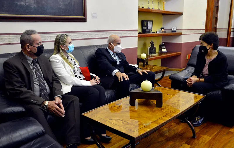 buap-medalla-universidad-de-camaguey